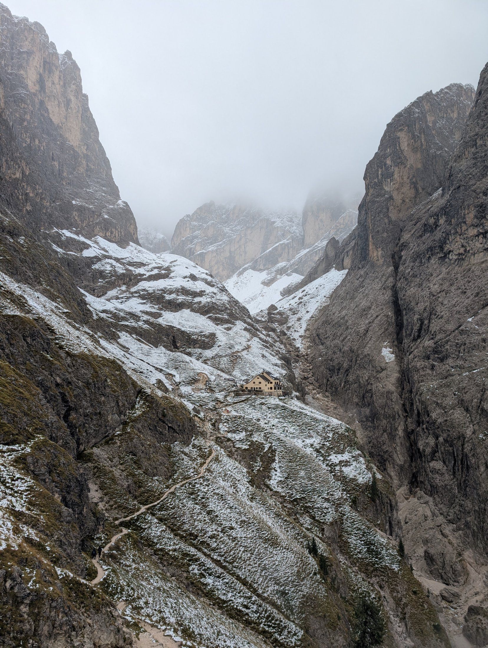 Rifugio Bergamo from Lavina Bianca Preview