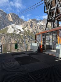 Ra Valles gondola descending from Tofana mountain peak in Cortina