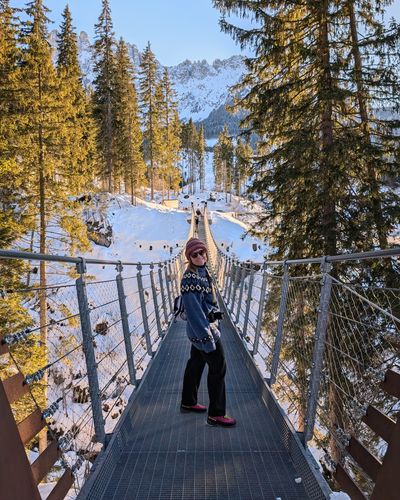 Daysi on the suspension bridge at Lago di Carezza