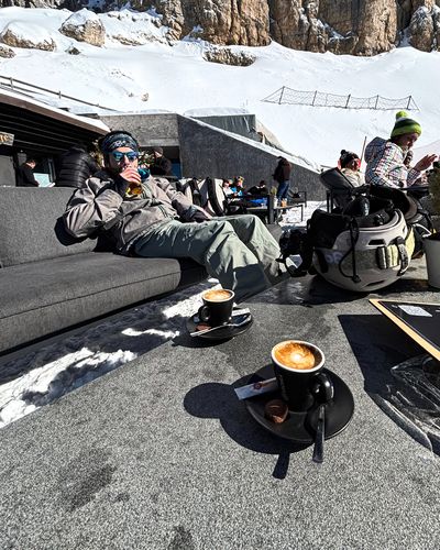 2026 02 15 carezza ski lauring lounging