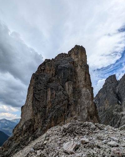 Overhanging back side of Piccola Torre above the rappel route.