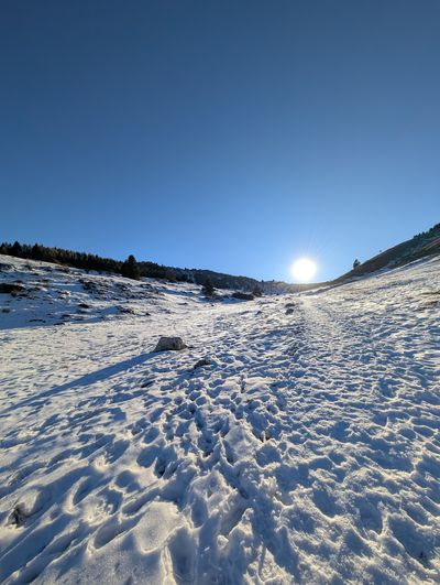 Icy gully descent option toward Bocca Vaiona below Monte Cornetto.