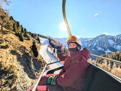 Red ski slope marker in Buffaure Pozza ski area