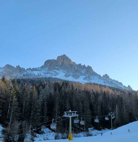 Latemar Ski Day: When Life Gives You Broken Lifts, You Après-Ski Preview