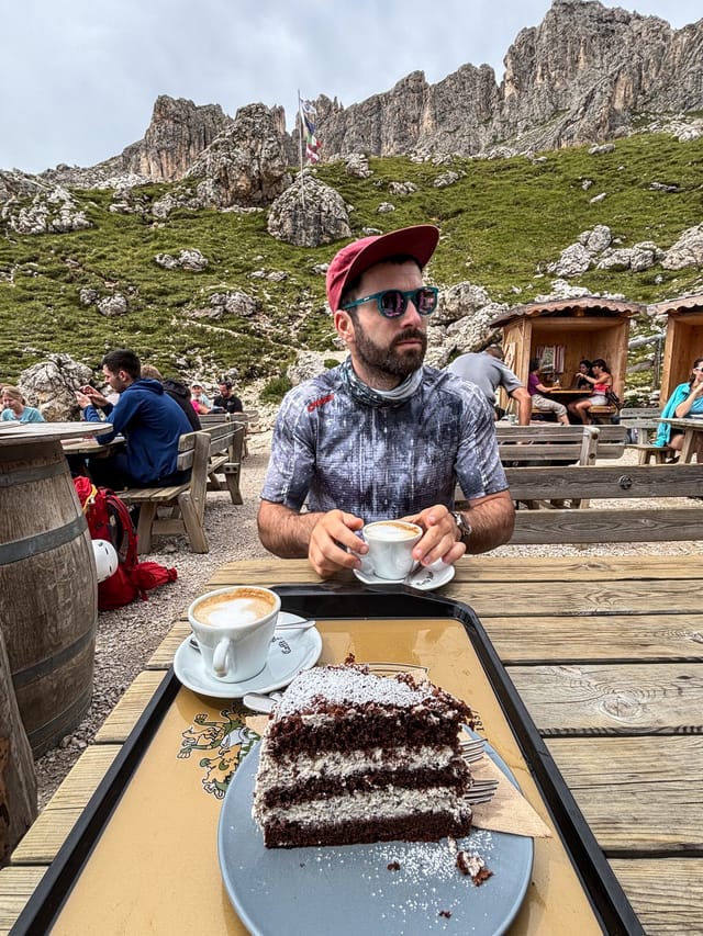 Ricotta cake served at Rifugio Roda di Vael.